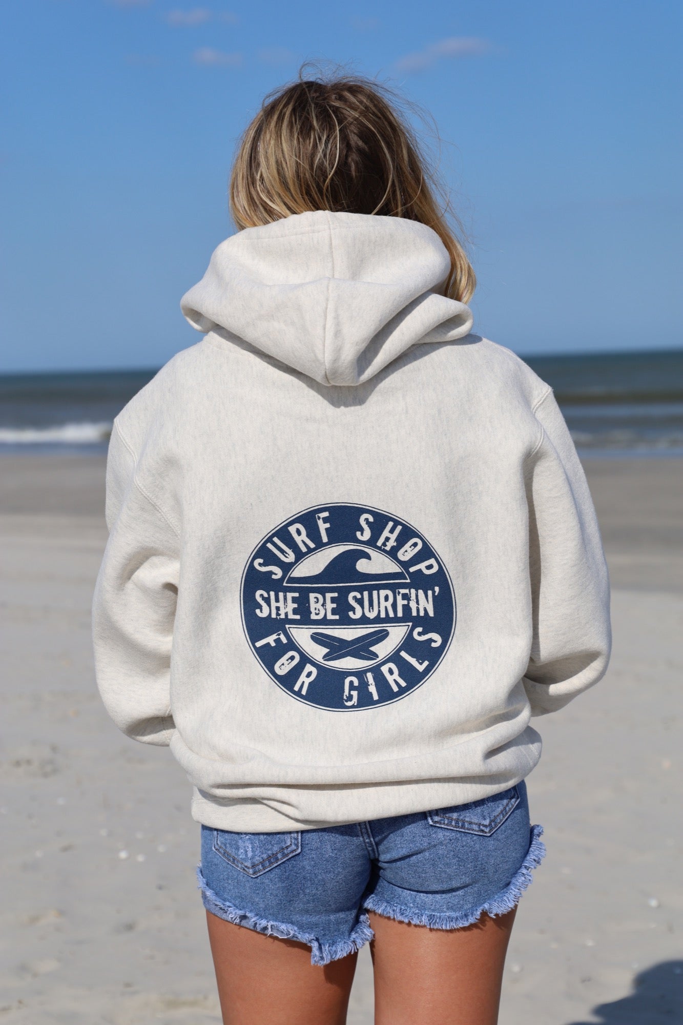 SHE BE SURFIN' HEAVYWEIGHT HOODIE