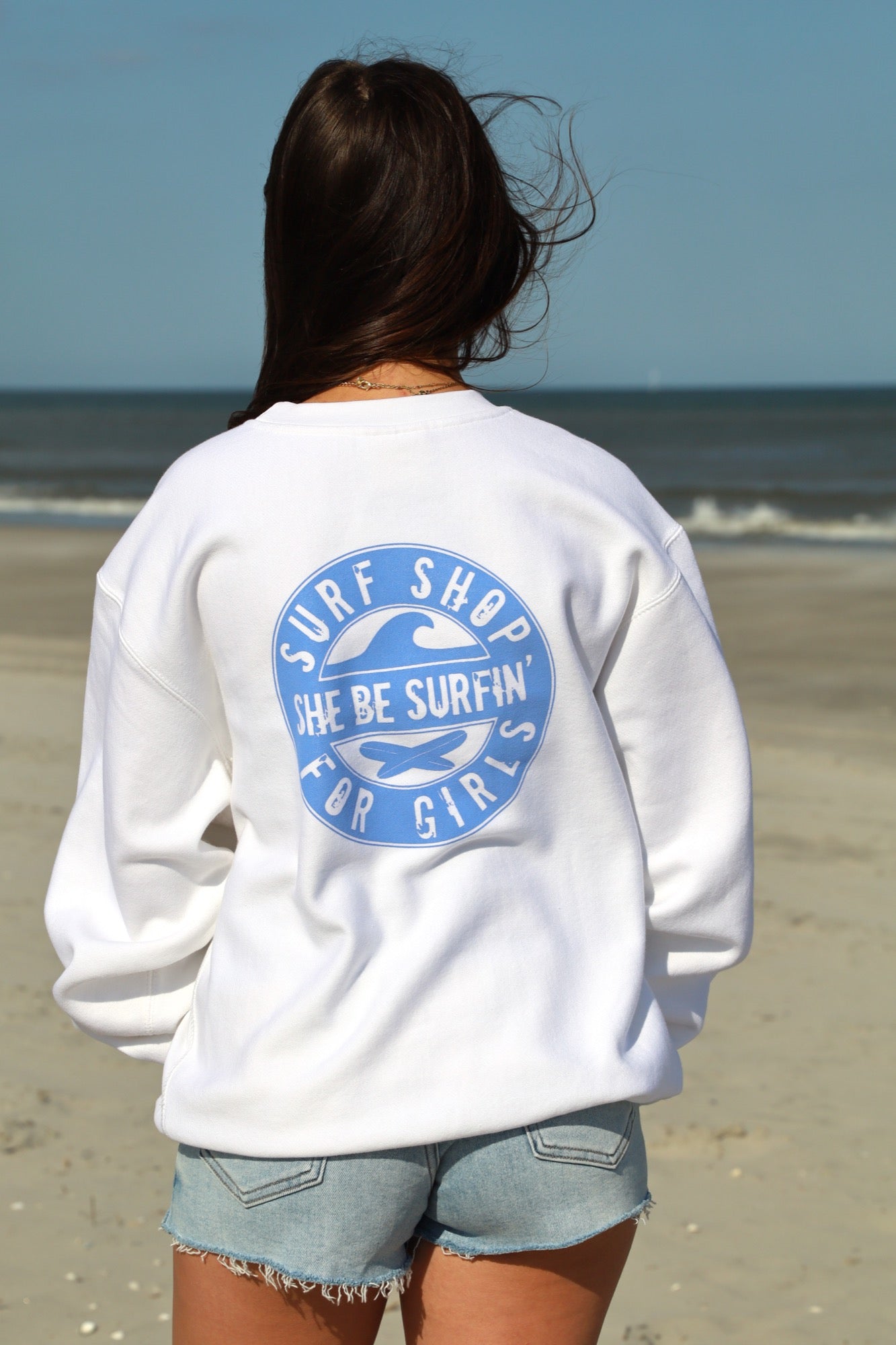 SHE BE SURFIN' HEAVYWEIGHT CREWNECK