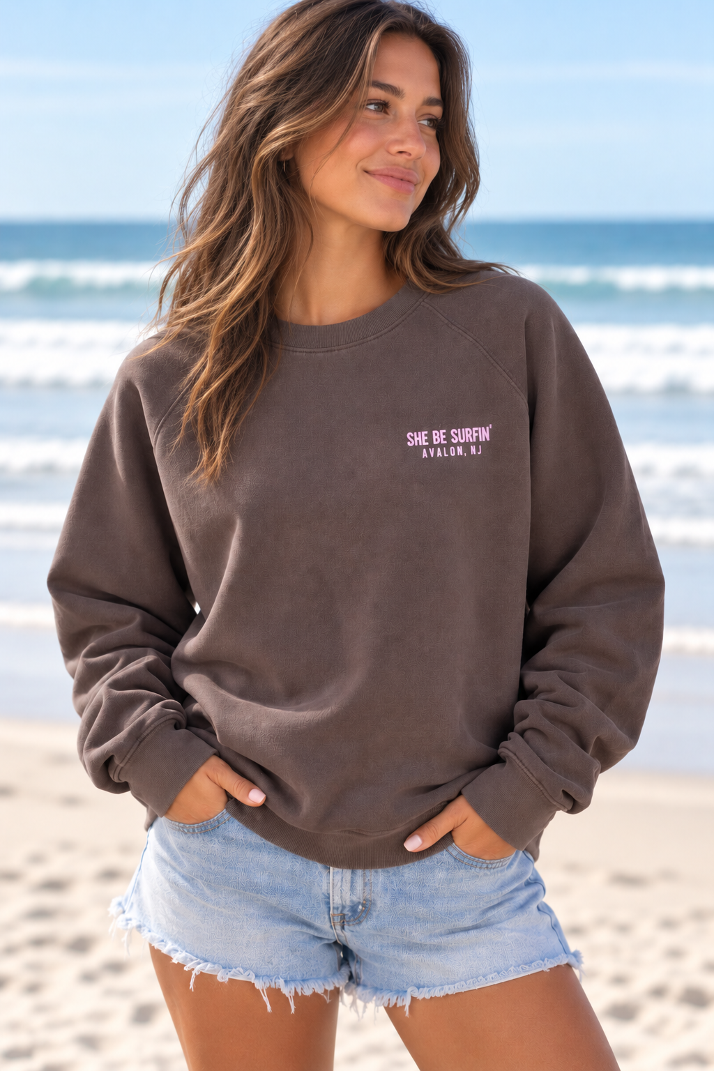 SHE BE SURFIN' VINTAGE CREW
